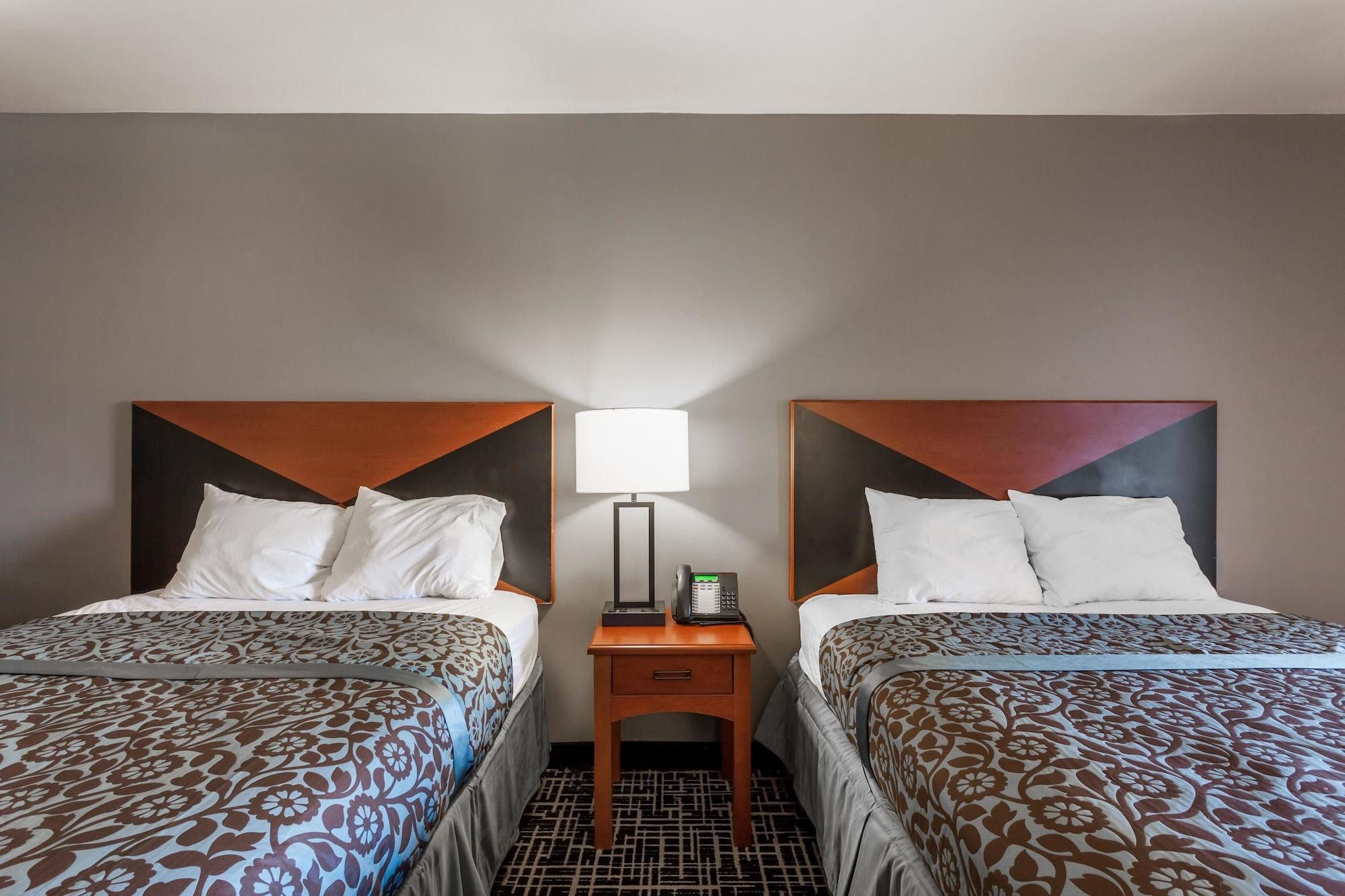 Days & By Wyndham Lancaster Amish Country Hotel 3*